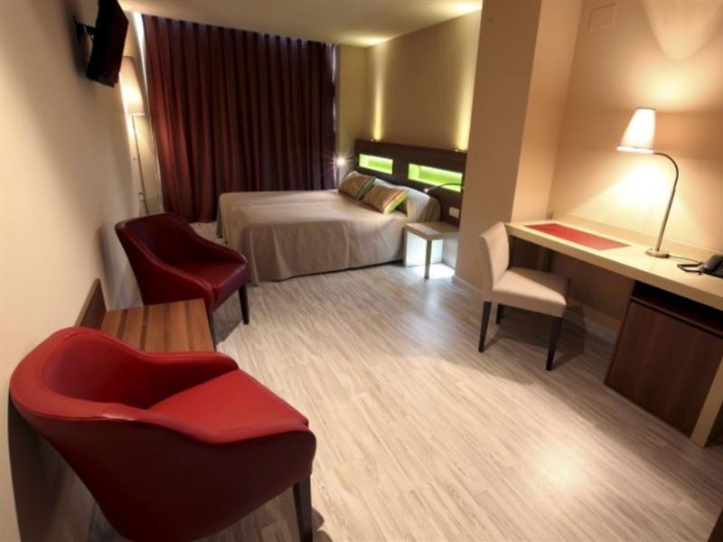 Hotel Allon Mediterrania La Vila Joiosa Extérieur photo